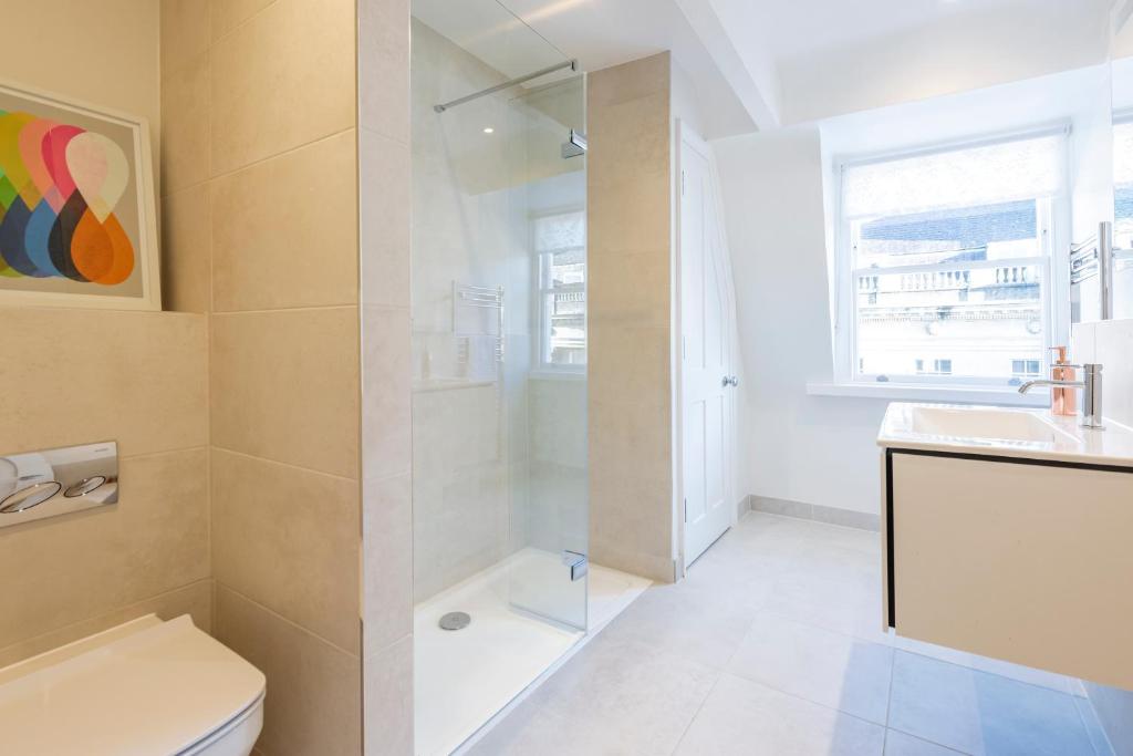 Stunning & Central Milsom Street Apartment room 4